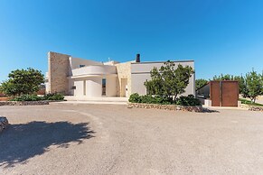 3239 Domina 55 by Perle di Puglia