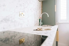 Sleek 1BD Flat 5 Mins From City Centre - Brighton