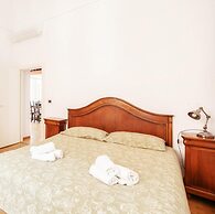 Central Festival Apartment by Wonderful Italy