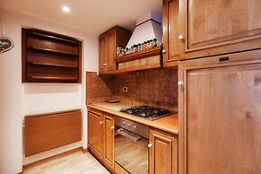 Central Festival Apartment by Wonderful Italy