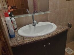 Al makramia compound