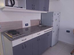 Al makramia compound