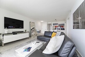 Direct Ocean View 3Br at Brickell