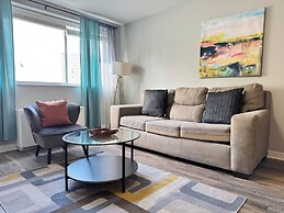 ATL Downtown 2B Condo with Free Parking