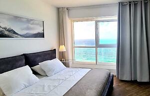 SHaYaSH apartments Leonardo Bat-Yam