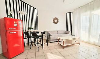 SHaYaSH apartments Leonardo Bat-Yam