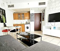 SHaYaSH apartments Leonardo Bat-Yam