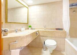 SHaYaSH apartments Leonardo Bat-Yam