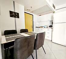 SHaYaSH apartments Leonardo Bat-Yam