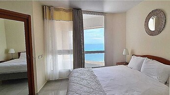 SHaYaSH apartments Leonardo Bat-Yam