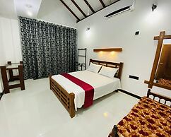 Sigiri Holiday Bungalow