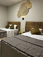 TRIBUS Experience Inn