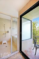 Baili Manor Cing Jing