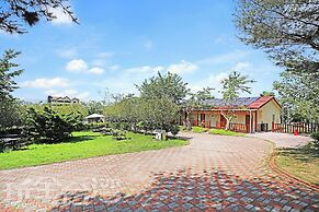 Baili Manor Cing Jing