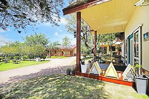 Baili Manor Cing Jing