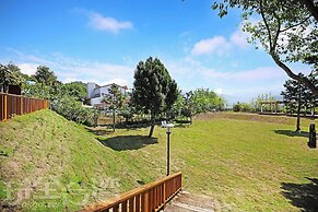 Baili Manor Cing Jing