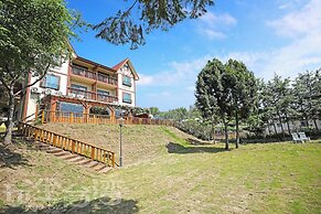 Baili Manor Cing Jing