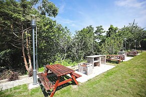 Baili Manor Cing Jing