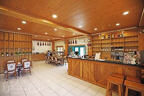 Baili Manor Cing Jing