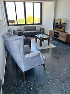 Cozy Sea View Retreat 1 min to Beach in Kyrenia