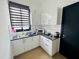 Cozy Sea View Retreat 1 min to Beach in Kyrenia