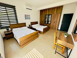 Cozy Sea View Retreat 1 min to Beach in Kyrenia