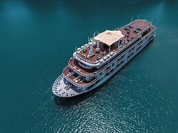 Ambassador Signature Cruise - Lan Ha Bay