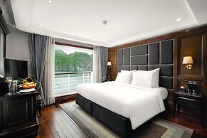 Ambassador Signature Cruise - Lan Ha Bay