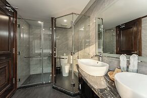 Ambassador Signature Cruise - Lan Ha Bay