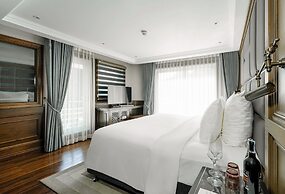 Ambassador Signature Cruise - Lan Ha Bay