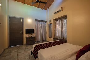 Freesia Resort by Express Inn