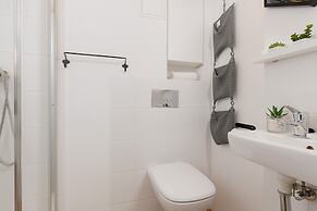 Cozy Studio Wola by Renters