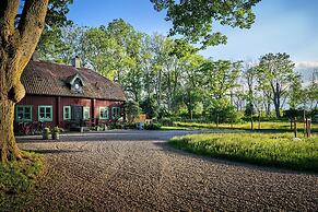 Kungs Starby gård Bed & Breakfast