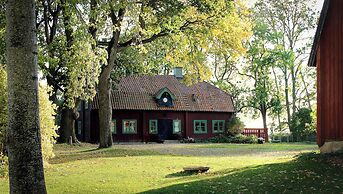 Kungs Starby gård Bed & Breakfast