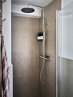 Kungs Starby gård Bed & Breakfast