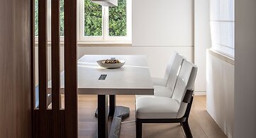 R48 Hotel and Garden