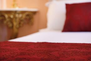 Saint George's House Apartments & SPA