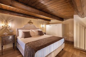 Saint George's House Apartments & SPA