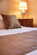 Saint George's House Apartments & SPA