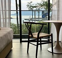 Borneotel The Shore KK by CHG