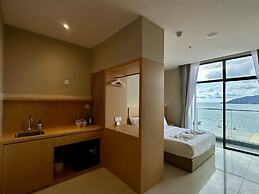 Borneotel The Shore KK by CHG