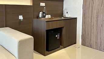 Borneotel The Shore KK by CHG