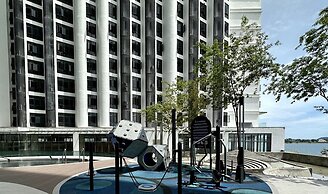 Borneotel The Shore KK by CHG