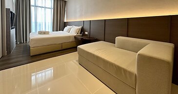 Borneotel The Shore KK by CHG