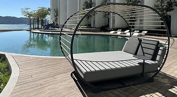 Borneotel The Shore KK by CHG