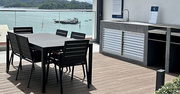 Borneotel The Shore KK by CHG