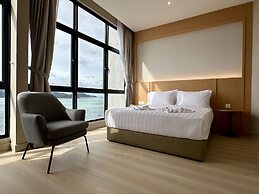 Borneotel The Shore KK by CHG