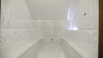 FT Lotus Thermal Hotel&Spa, Trademark Collection By Wyndham