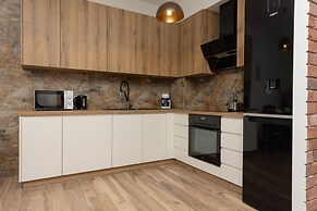 Lux Apartment Manufaktura by Renters