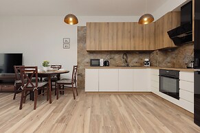 Lux Apartment Manufaktura by Renters